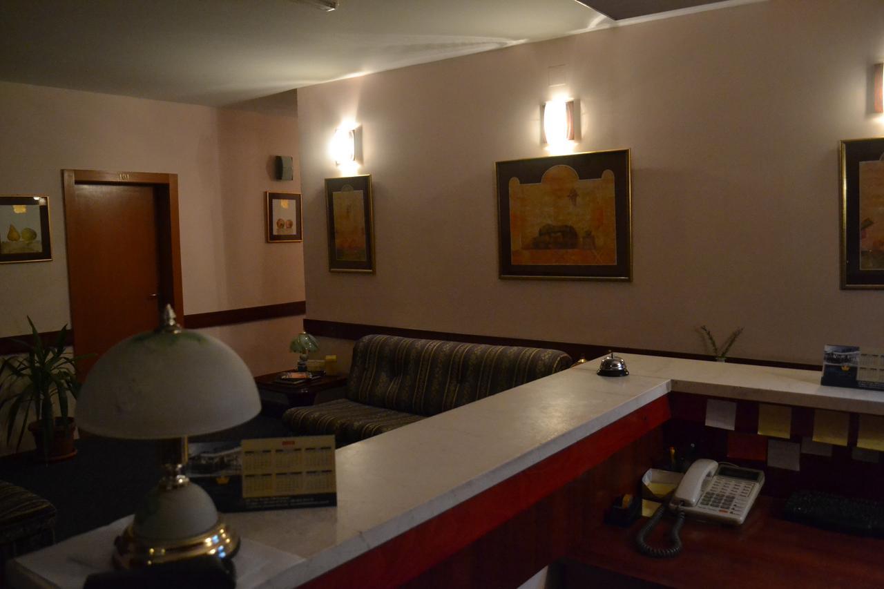 Hotel Mimoza Kumanovo Kültér fotó